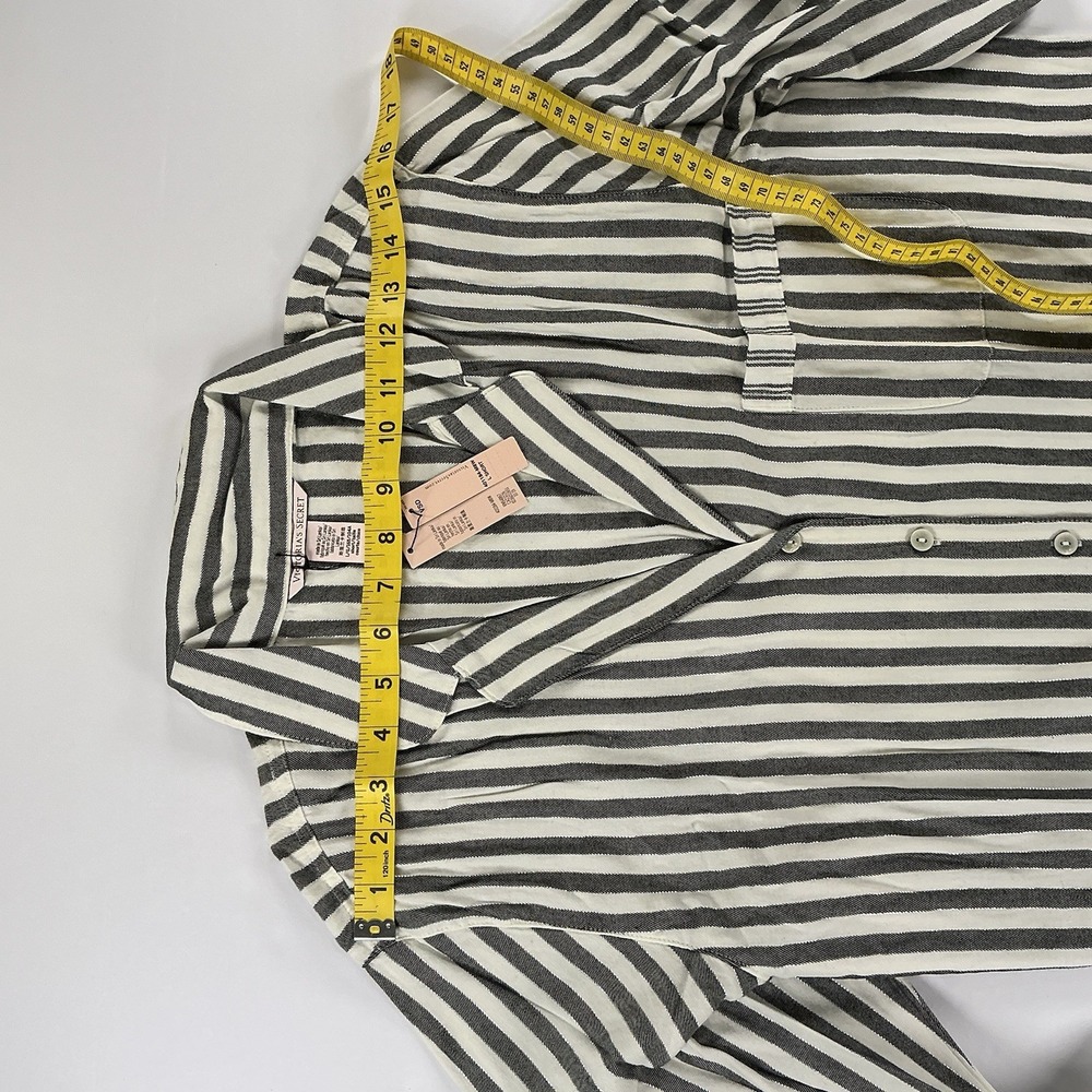 Victoria's Secret Women's Pajama Top Pants Striped Metallic Silver Large Short - Picture 12 of 16